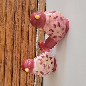 Temptations by Tara Old World Bird Salt & Pepper Shakers pink burgundy